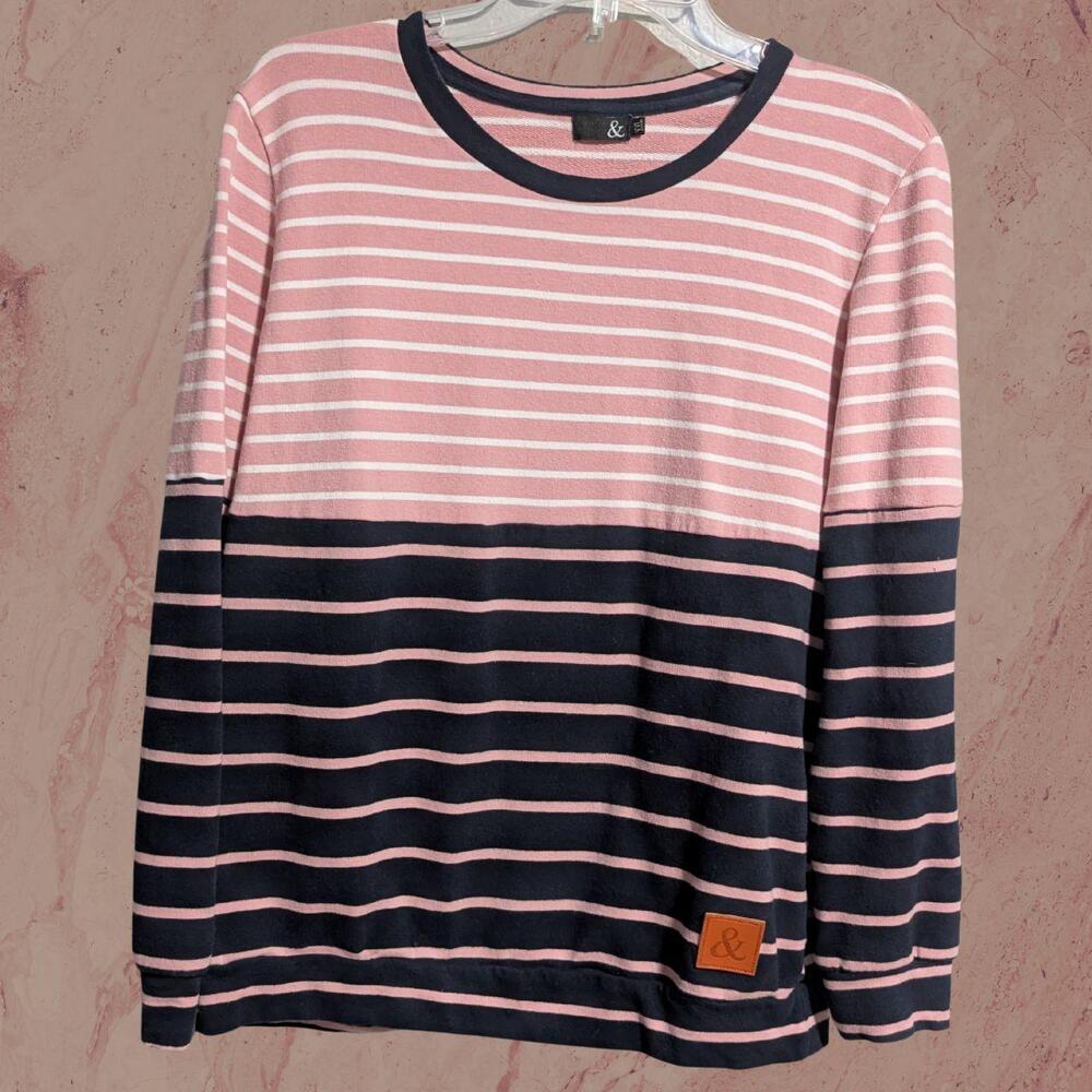 Ampersand Avenue striped colorblock sweatshirt 🌸
